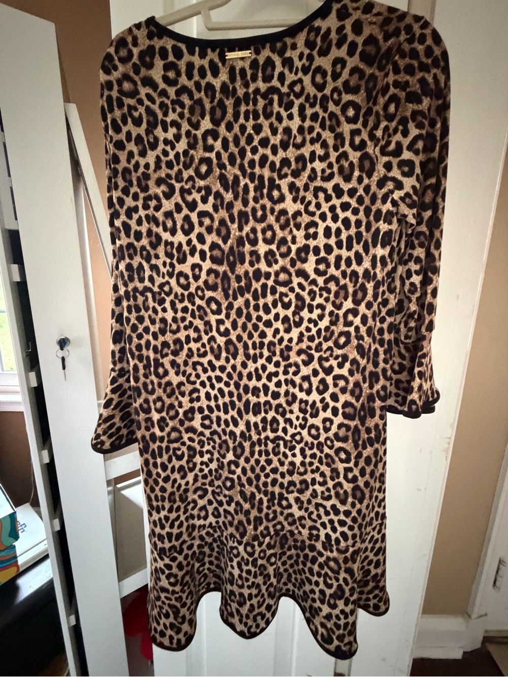 Michael Kors leopard print dress w Ruffle Bottom, L/P, like new - Picture 9 of 10